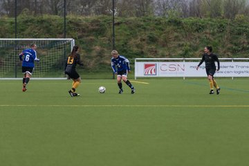 Bild 179 - Frauen Union Tornesch - Victoria : Ergebnis: 4:2